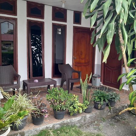 Arnolds Familly Homestay Bajawa 외부 사진