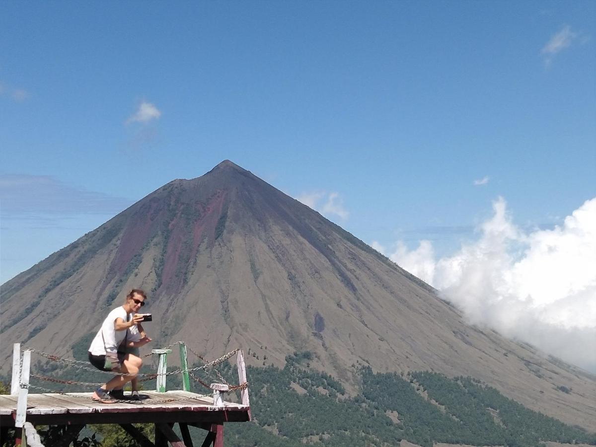 Arnolds Familly Homestay Bajawa 외부 사진