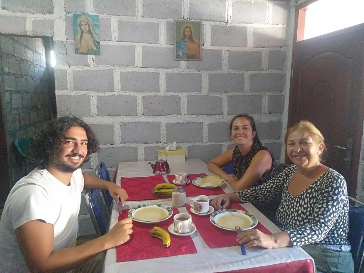 Arnolds Familly Homestay Bajawa 외부 사진