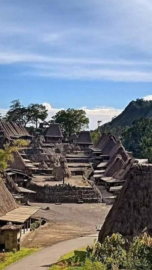 Arnolds Familly Homestay Bajawa 외부 사진
